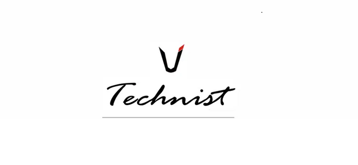 Technist Badminton Gear is available at Yumo!