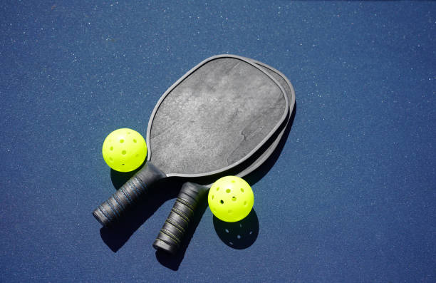 The Ultimate Guide to Choosing a Pickleball Paddle
