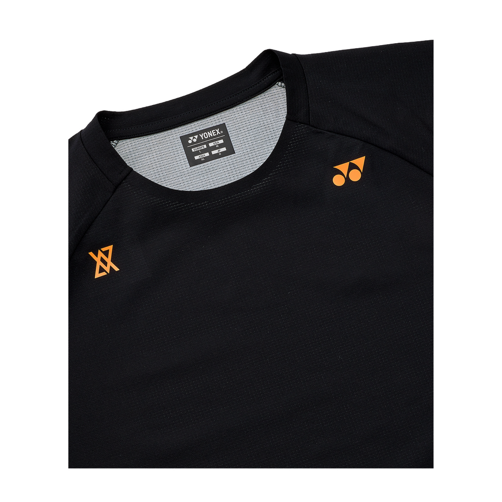 Yonex_16824_Viktor_Axelsen_Black_Tshirt_3_YumoProShop